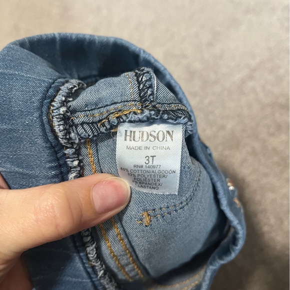 HUDSON KIDS JEANS - Picture 2 of 2